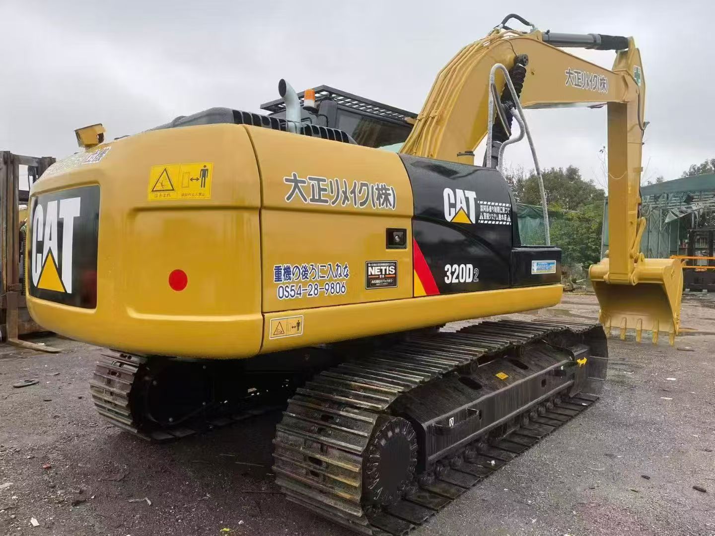 CAT 320